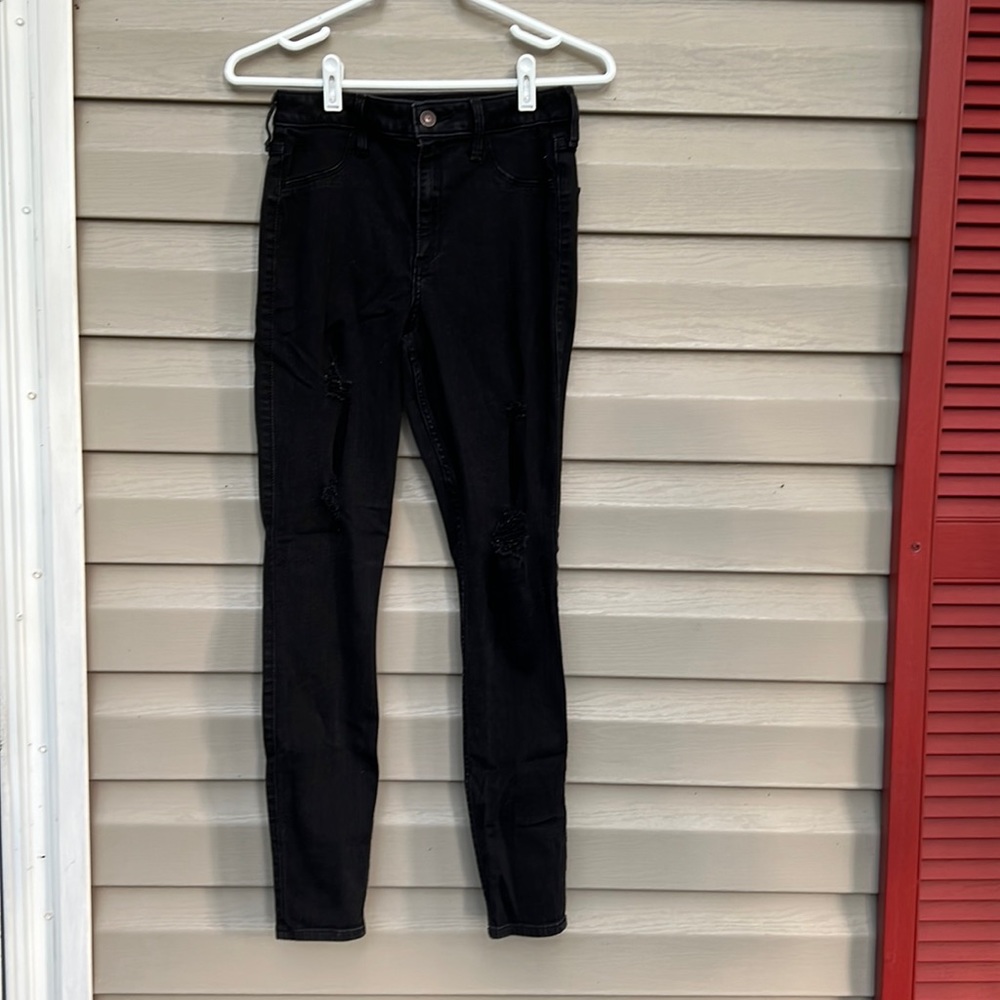 Hollister juniors black destroyed jeans